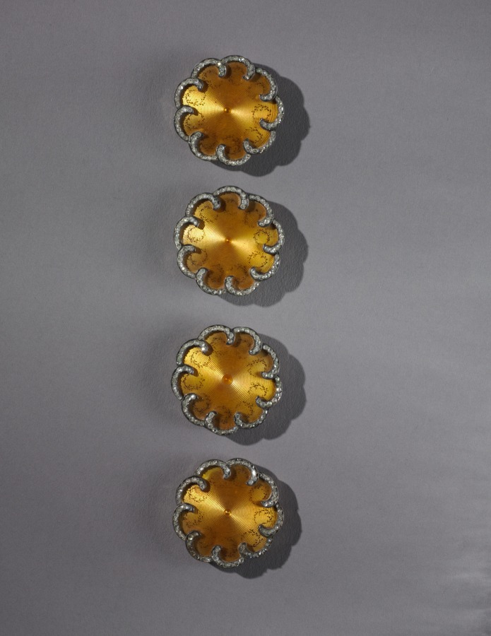 Buttons (Cleveland Museum of Art 1966.490)