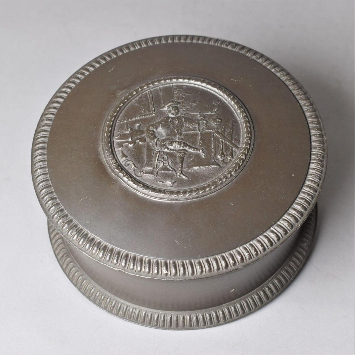 Tobacco box and lid, Netherlands, ca. 1800