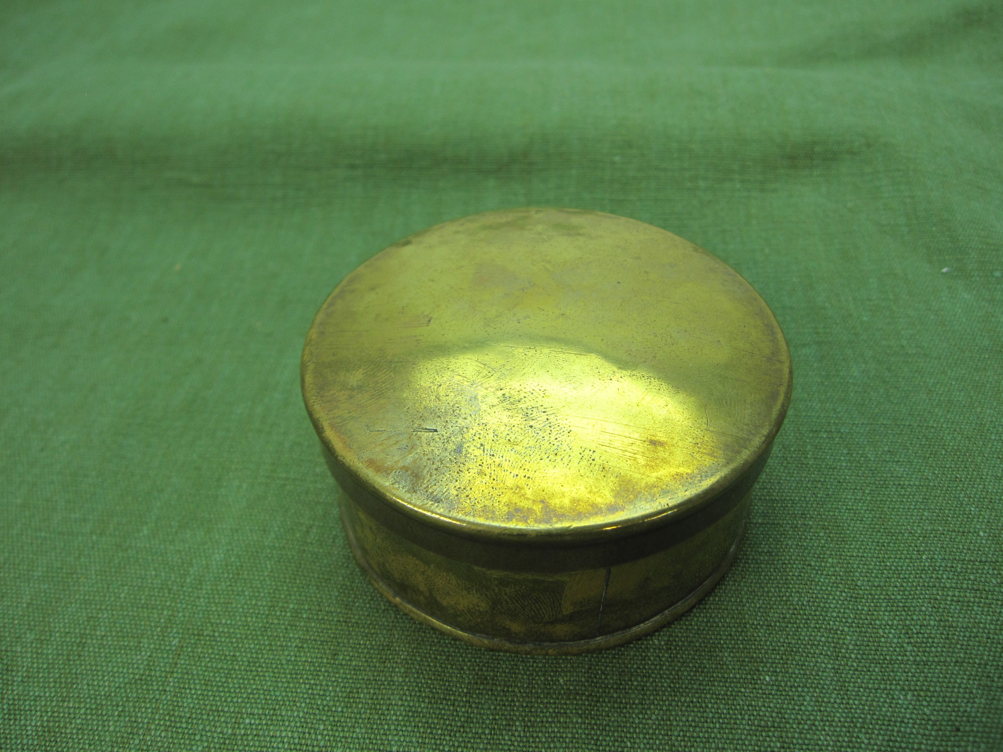 Tobacco box