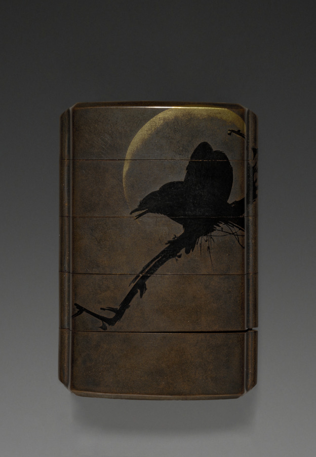 Inrō with Crows in Moonlight and Egrets in Snow (Cleveland Museum of Art 1920.510)