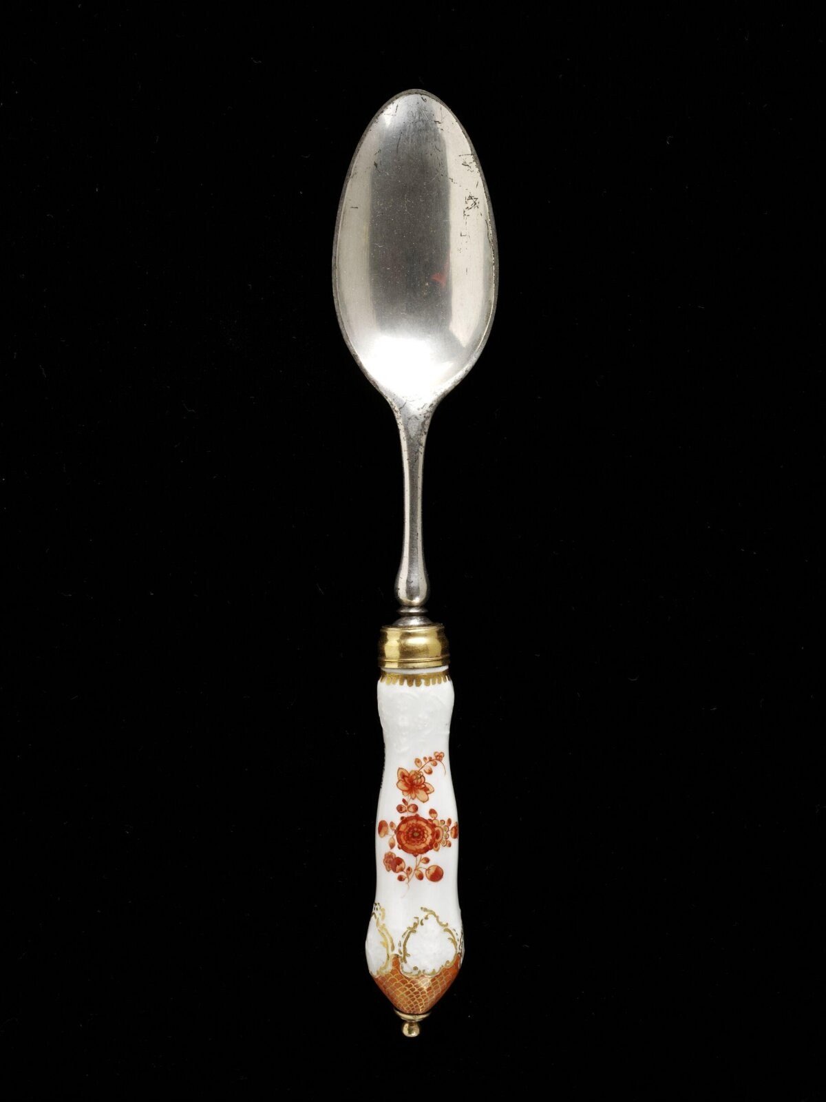 Spoon, Meissen porcelain and silver, Meissen, circa 1761 — museum object C.255D-1921