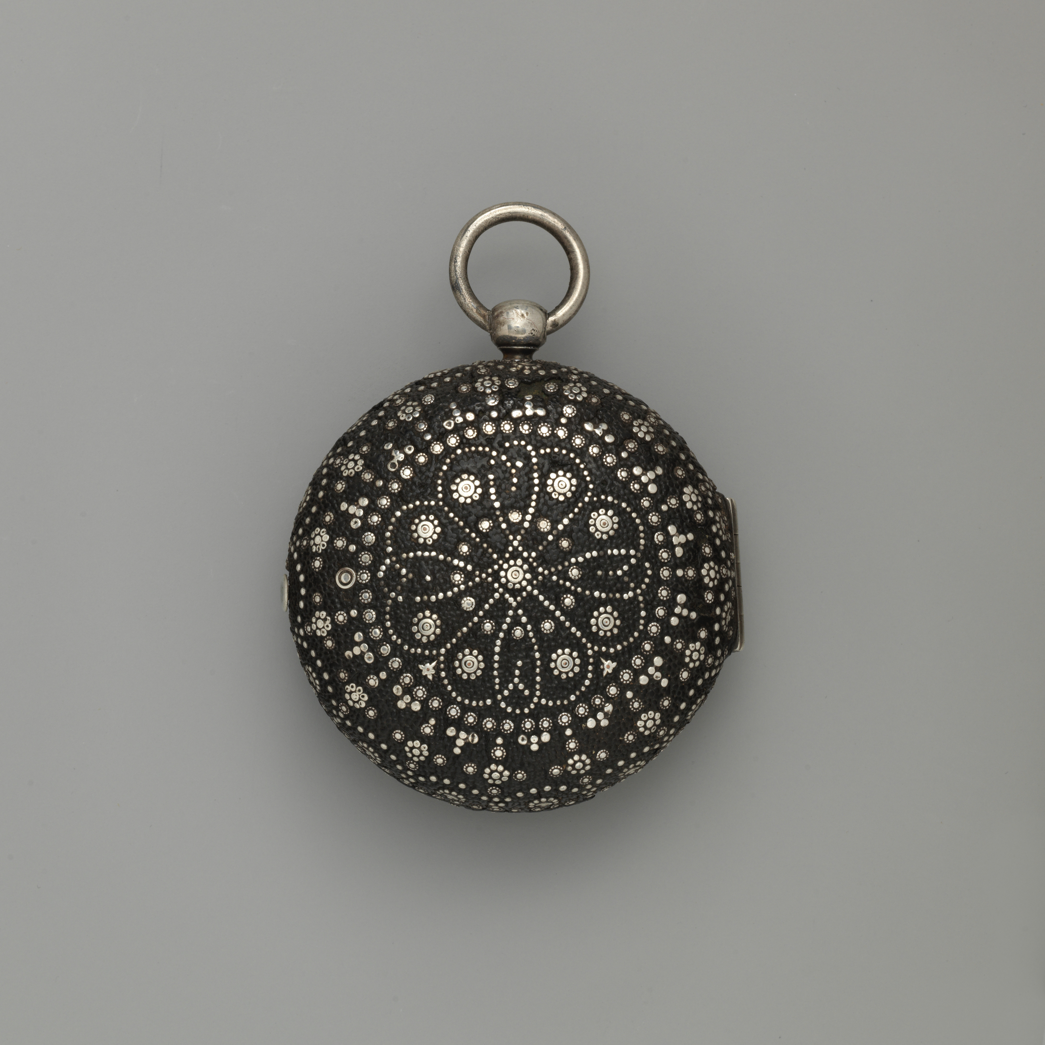 Photograph of museum specimen 17.190.1470; not an authentication of other objects.