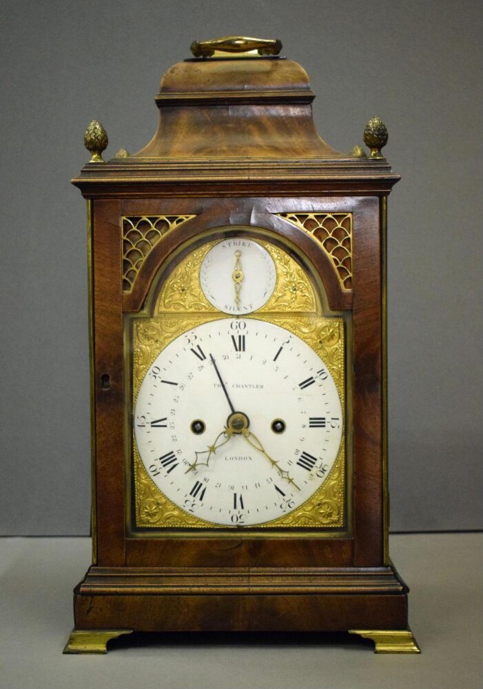 Bracket clock, England, 1760-1770