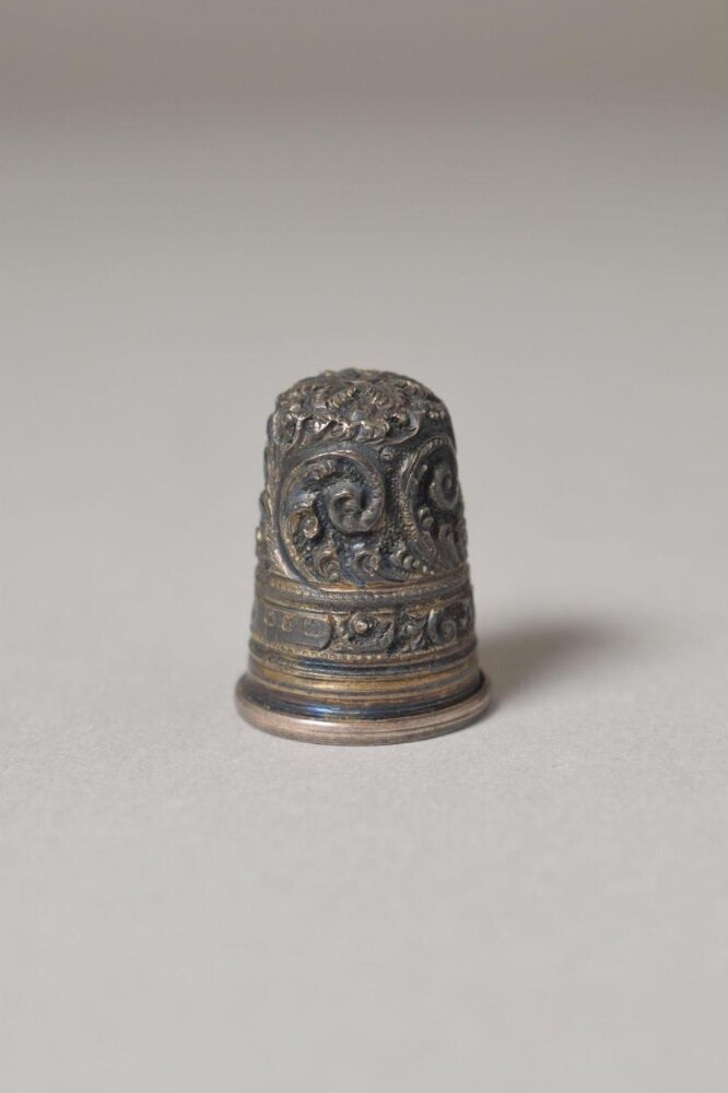 Thimble, England, 1897-1898