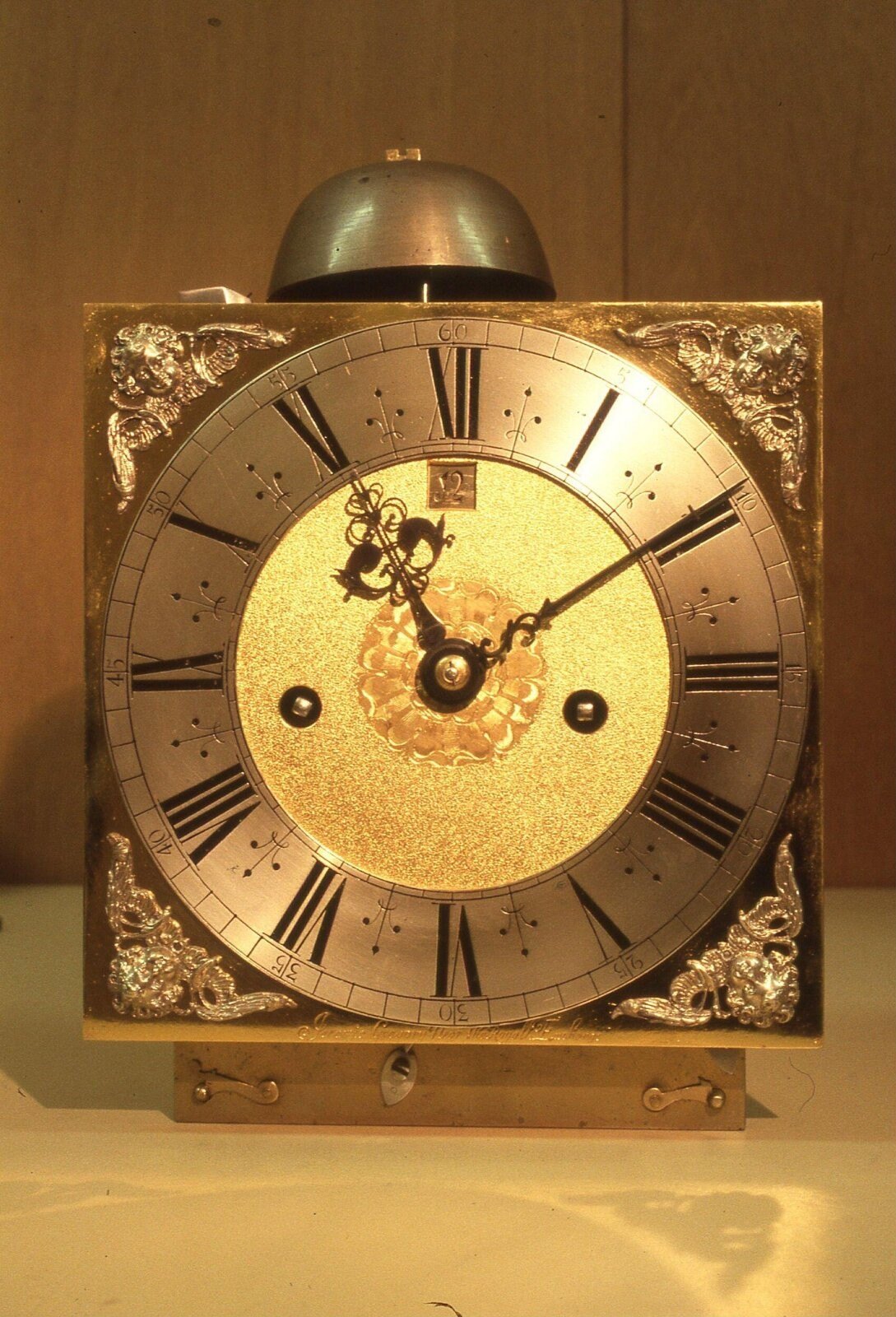Clock, bracket, London, 1685 — museum object W.35-1976