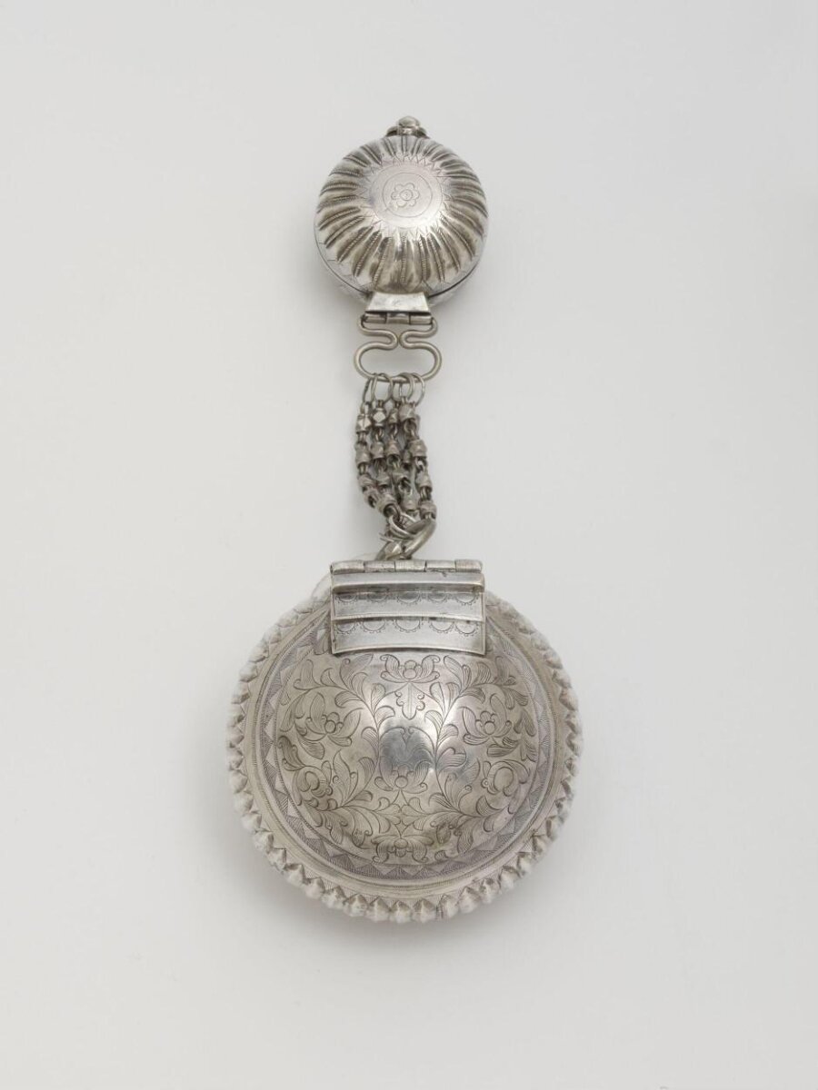 Tobacco box and lime box, Sumatra, 19th century