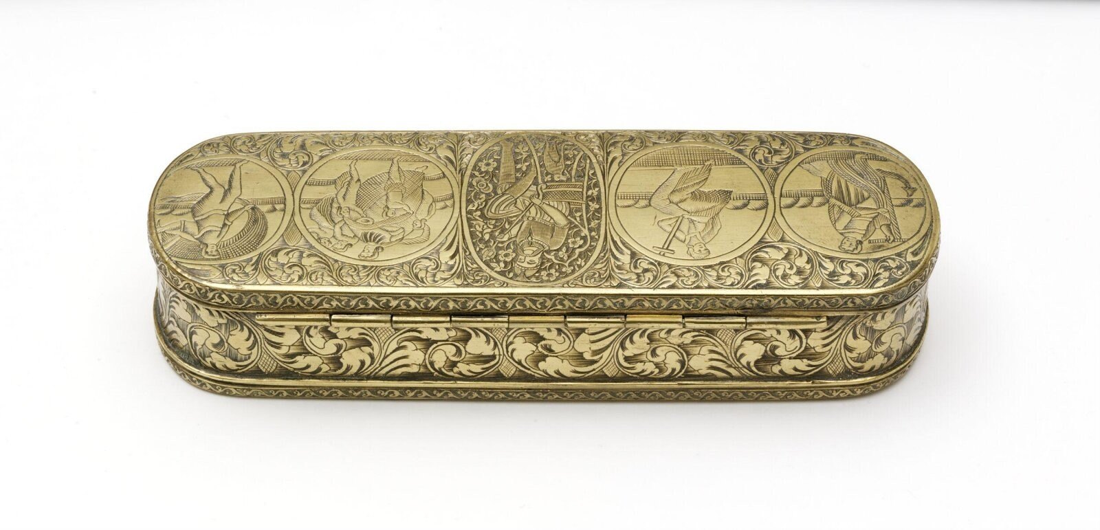 Tobacco box, brass, Holland and Iran, 18th Century — museum object 512-1874
