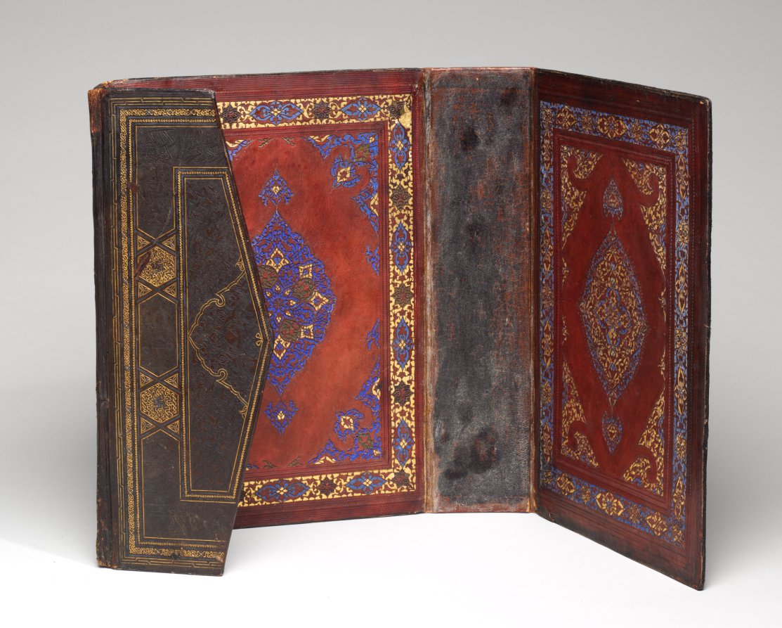 Additional museum view 4 of Bookbinding for a Qur'an (accession 1944.495).