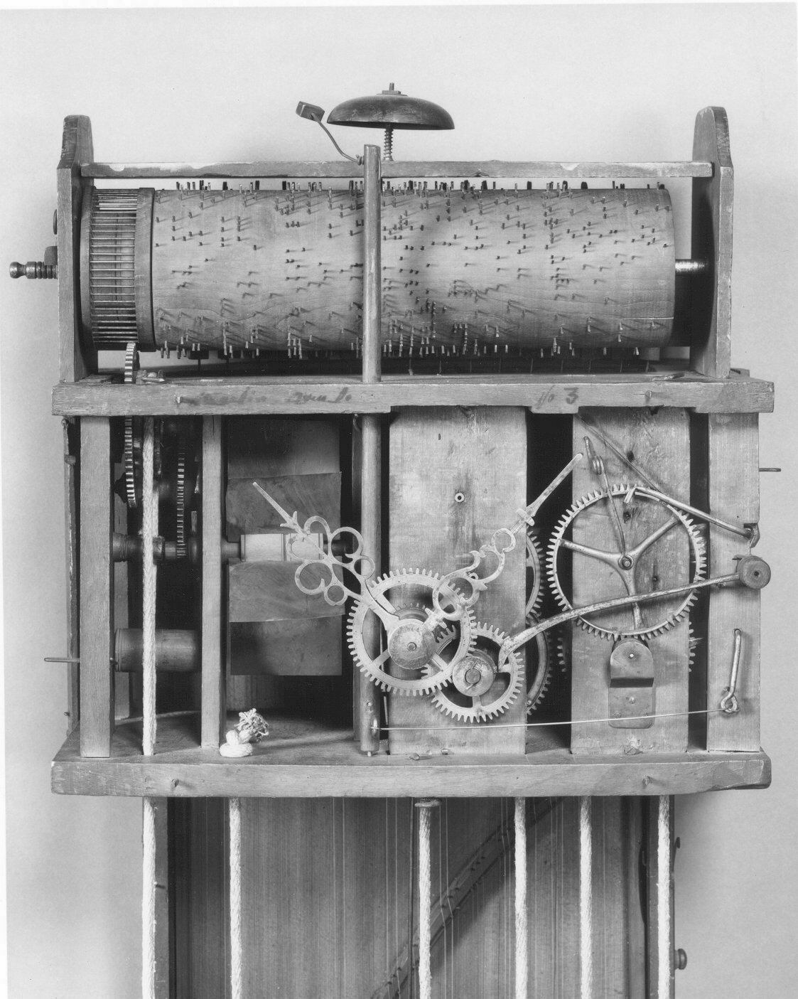 Photograph of museum specimen 1983.108; not an authentication of other objects.