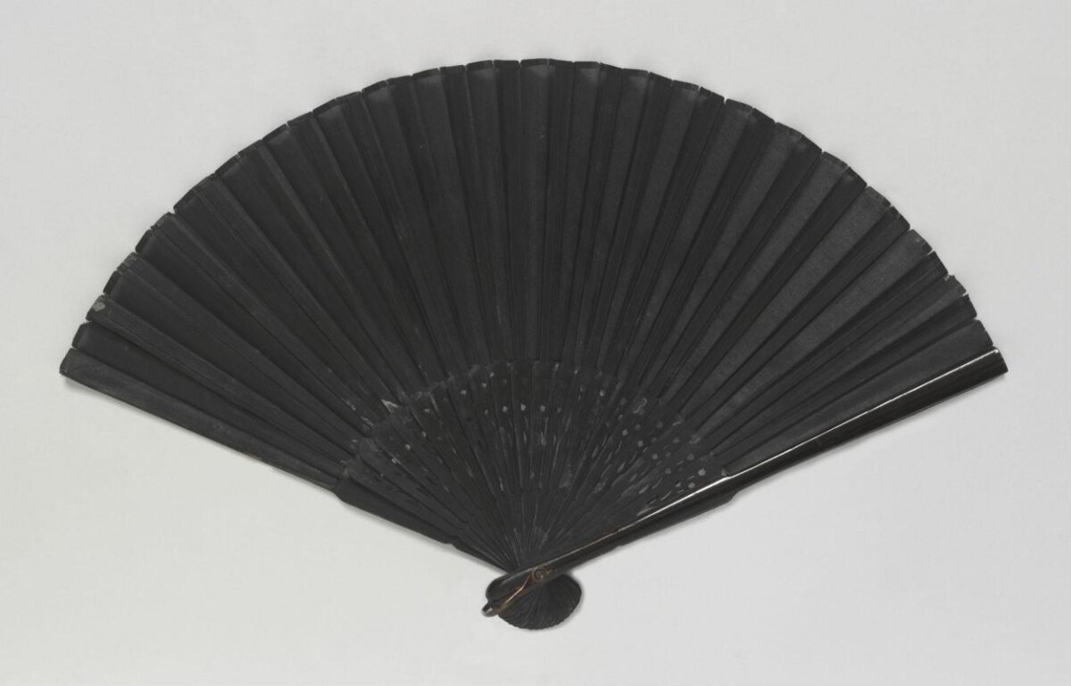 Fan — Fan belonging to actress Ethel Griffies, Great Britain, 1920s