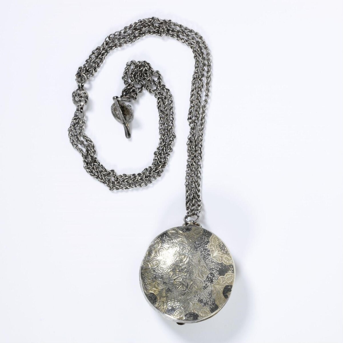 Silver case (ambousta tou korfou) on a chain, with niello decoration, Cyprus, 1750-1850.