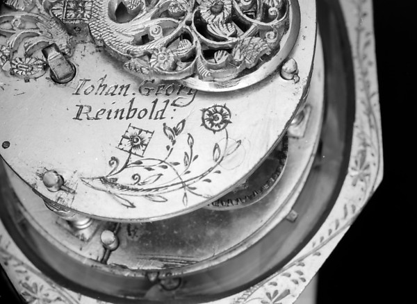 Additional museum view 2 of Watch (accession 17.190.1604).