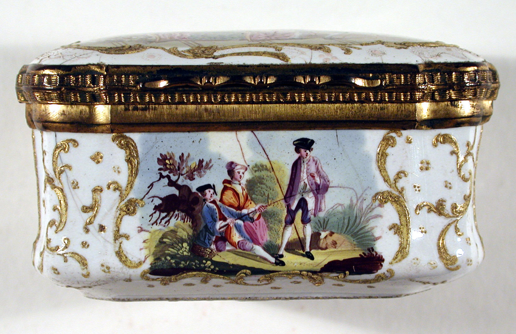 Photograph of museum specimen 64.101.813; not an authentication of other objects.