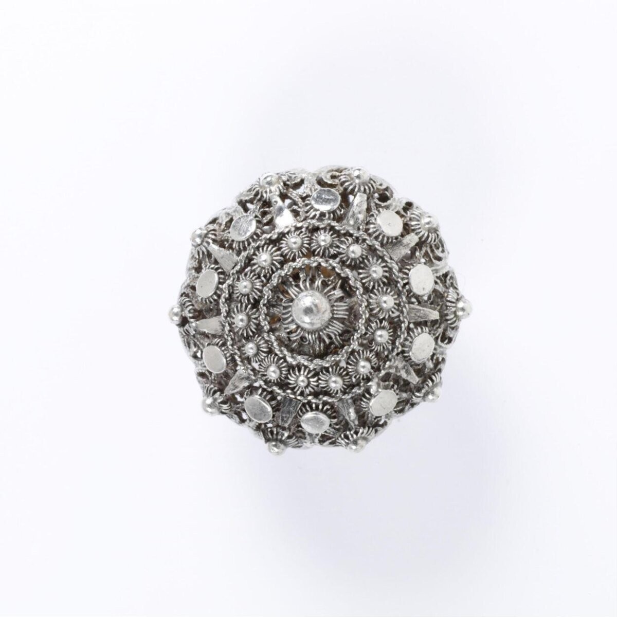 Set of 12 silver filigree buttons, Altes Land (North Germany), 1800-1870