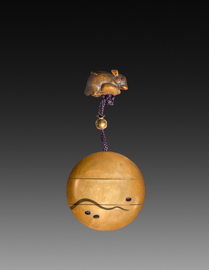 Inro (Case) with Mice and Beans (Cleveland Museum of Art 1916.885)