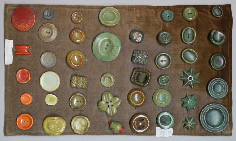Button, Lucie Rie, Great Britain, 1945-1948