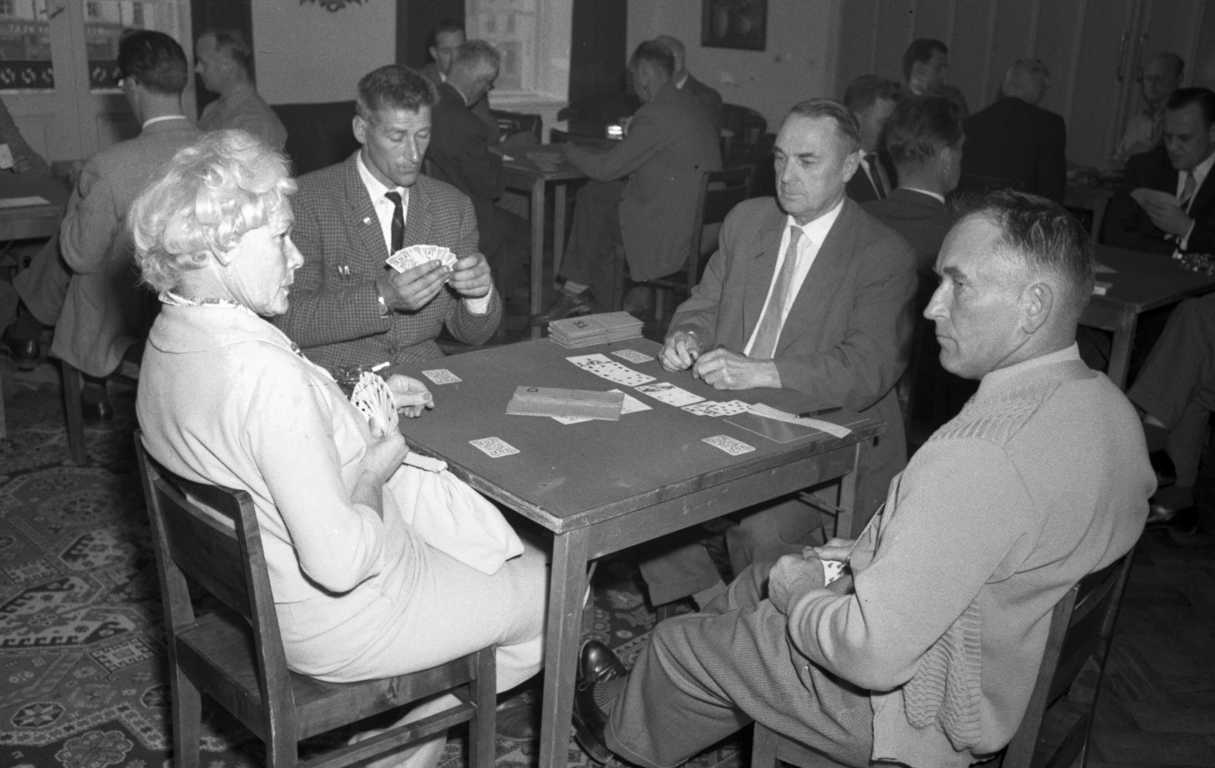 Norwegians, Swedes, and Finns playing a bridge tournament ..., Rafael Olin