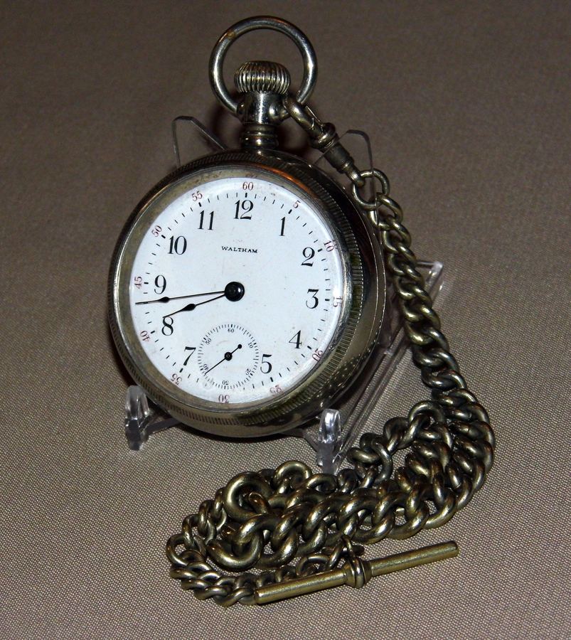 Vintage American Waltham Open Face Pocket Watch with Chain, Size 18, Case Engraved Illinois Watch Case Co., Nickel Elgin, U.S.A.