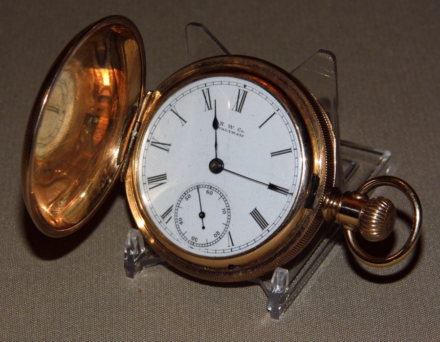 Vintage American Waltham Pocket Watch, Hunter Case, 7 Jewels, Size 18