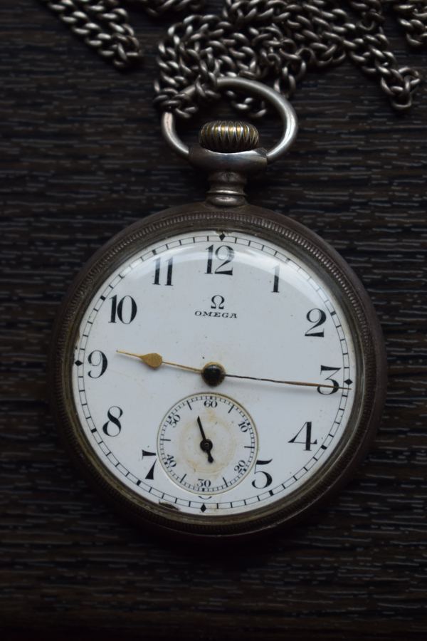 The silver-made, engraved Omega pocket watch presented by General Henri Berthelot to Father Constantin I. Roșescu, a Romanian Orthodox priest and teacher from Iași, that became his friend during the WWI French campaign in Romania. Father Roșescu served as a military confessor dur