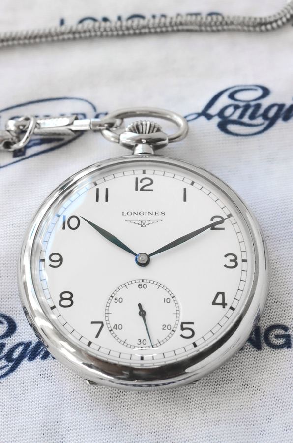 Diese Taschenuhr entspricht praktisch derjenigen von Albert Einstein (baugleiche Version).